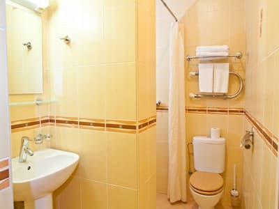 Kolonna Hotel Brigita
