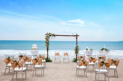 Sunrise Nha Trang Beach Hotel & Spa