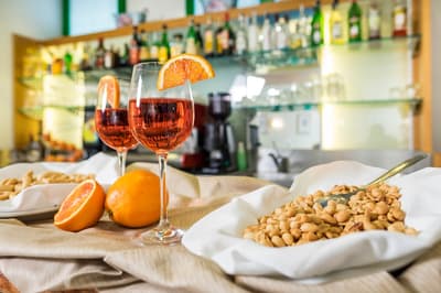 West Point Airport Hotel