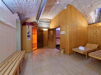 HiLight Suites Hotel