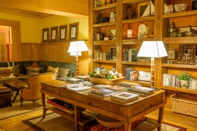 Correntoso Lake & River