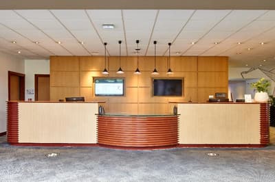 B&B HOTEL Cergy Port 4 étoiles