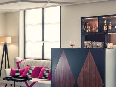 Mercure Paris Zafer Anıtı Wagram oteli