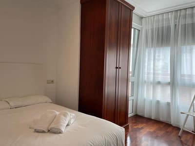 Cíes Suitel López De Neira, 28