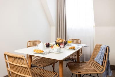 Maakt Hotel Apartments