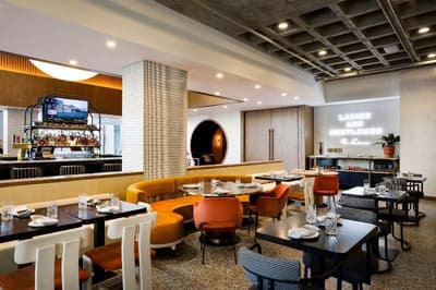 Hotel Indy Indianapolis A Tribute Portfolio Hote