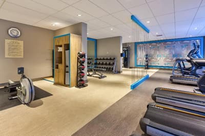 Crowne Plaza Dulles Airport