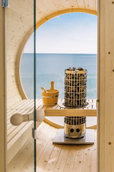 Akrotiri Olympus Luxury Suites