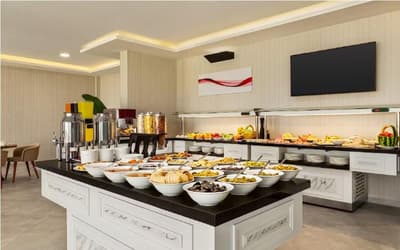 Ramada By Wyndham Cesme