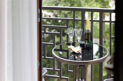 Maestro Address Hotel