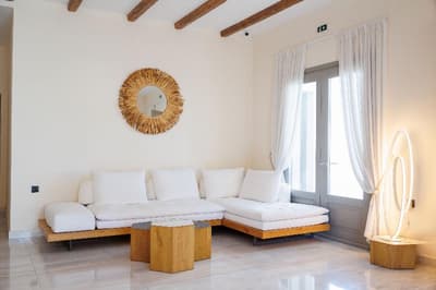 Kouros Blanc Resort & Suites