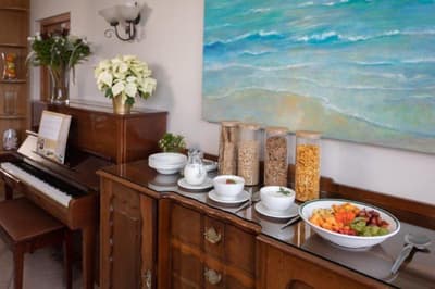 Aire Del Mar Guest House