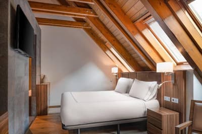 AC Hotel Baqueira Autograph Collection