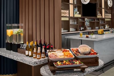 Embassy Suites By Hilton Madison Downtown