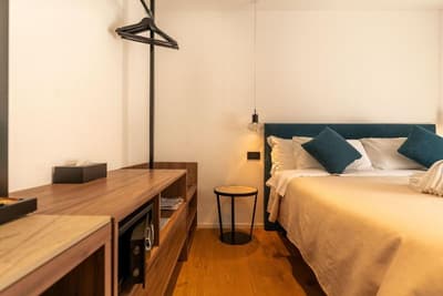 B B Le Suites Di Costanza