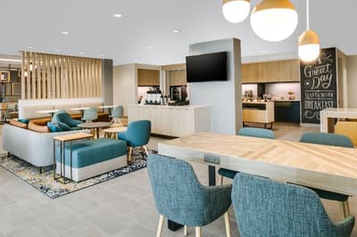 Towneplace Suites By Marriott Oconomowoc