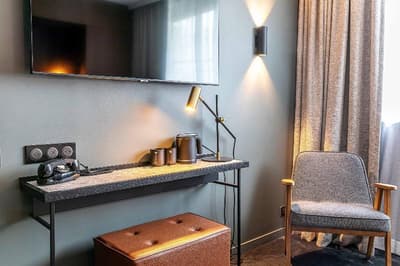 Le Bellune Paris Hotel