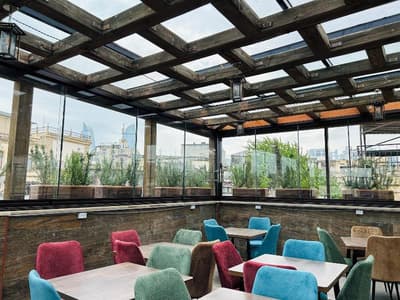 Parliament Hotel & Restaurant