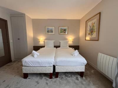 Logis Hotel Paris Vesinet