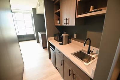 Riverbend Hotel And Suites Trademark Collection