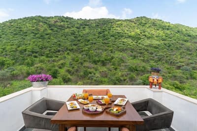 Traavista Aravali Mahal