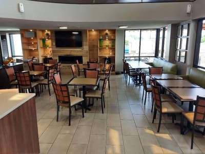 Country Inn & Suites  Indianapolis East IN