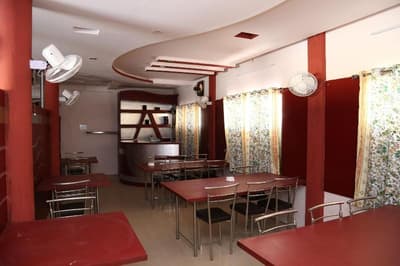 Hotel Shri Karani Vilas