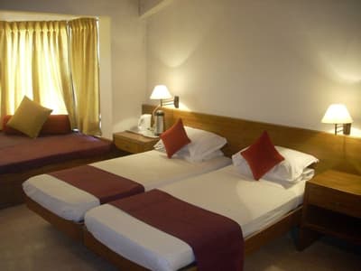 Varca Le Palms Beach Resort