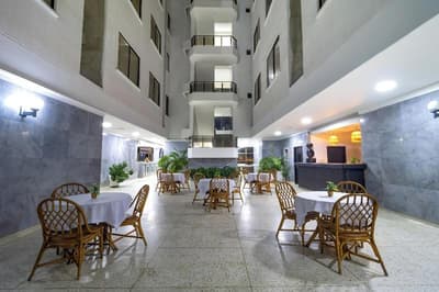 Hotel Axis Inn By Geh Suites
