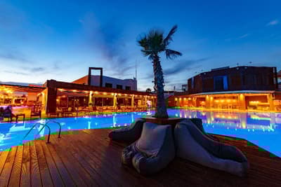 Elite City Resort