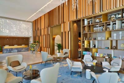 Tumbi Ht Dubai The Palm, Tapestry Collec by Hilton