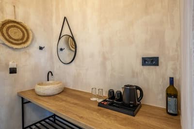 Iviskos - Adults Only