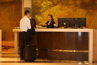 Renaissance Shenzhen Luohu Hotel