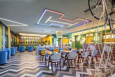 Ibis Hotel (Zhenjiang Da Shi Kou)