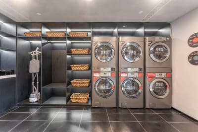 Ibis Hotel (Wenzhou University Town)