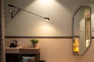 Sesaya Poshtel & Bistro