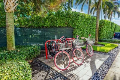 Beach Haus Bal Harbour