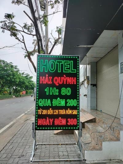 Hai Quynh Hotel By Zuzu