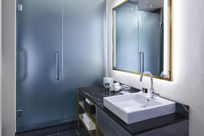 W Minneapolis-The Foshay