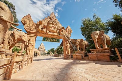 PortAventura Hotel Gold River+ Ticket Included