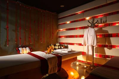 Delfines Hotel & Convention Center