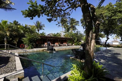 Shanti Maurice Resort & Spa