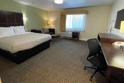Quality Inn Ontario Airport Convention Center