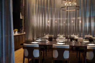 Renaissance Schaumburg Convention Center Hotel