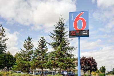 Motel 6 Portland East Troutdale