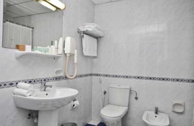 Landmark Plaza Hotel