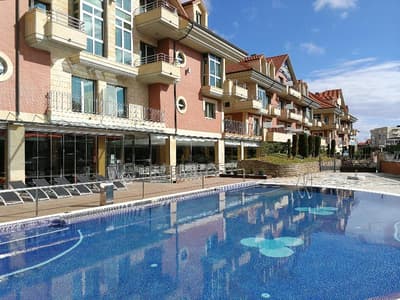 Maritimo Ris Hotel