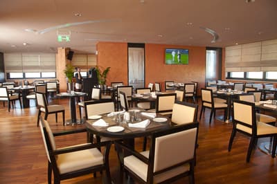 Cristal Hotel Abu Dhabi