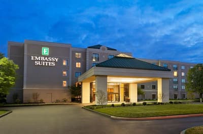 Embassy Suites Philadelphia - Airport
