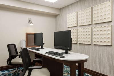 Homewood Suites by Hilton Kansas City-Airport